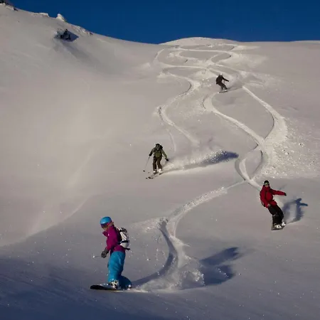 Vakantiehuis Holiday In Near Ski Area *